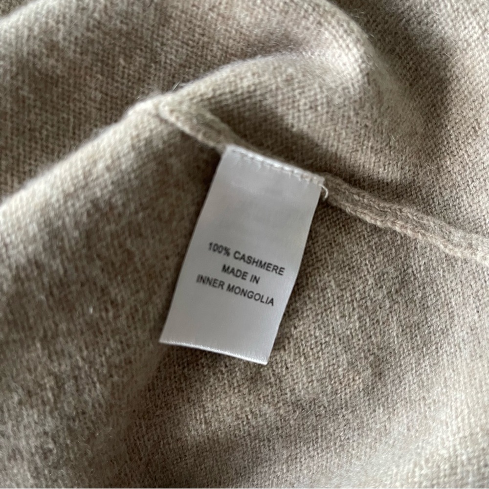 Smiley 100% Cashmere Oatmeal Crewneck Sweater Jumper Small - Picture 7 of 8